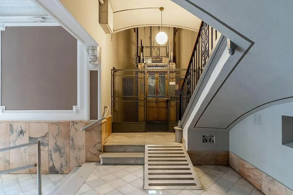 Canela Homes Barcelona Bailen 0*,  Spain